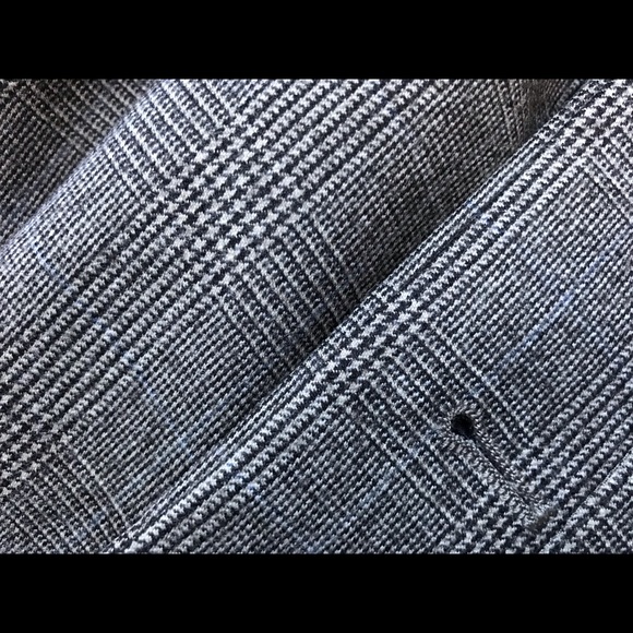 Carolina Herrera suit jacket - Picture 9 of 16